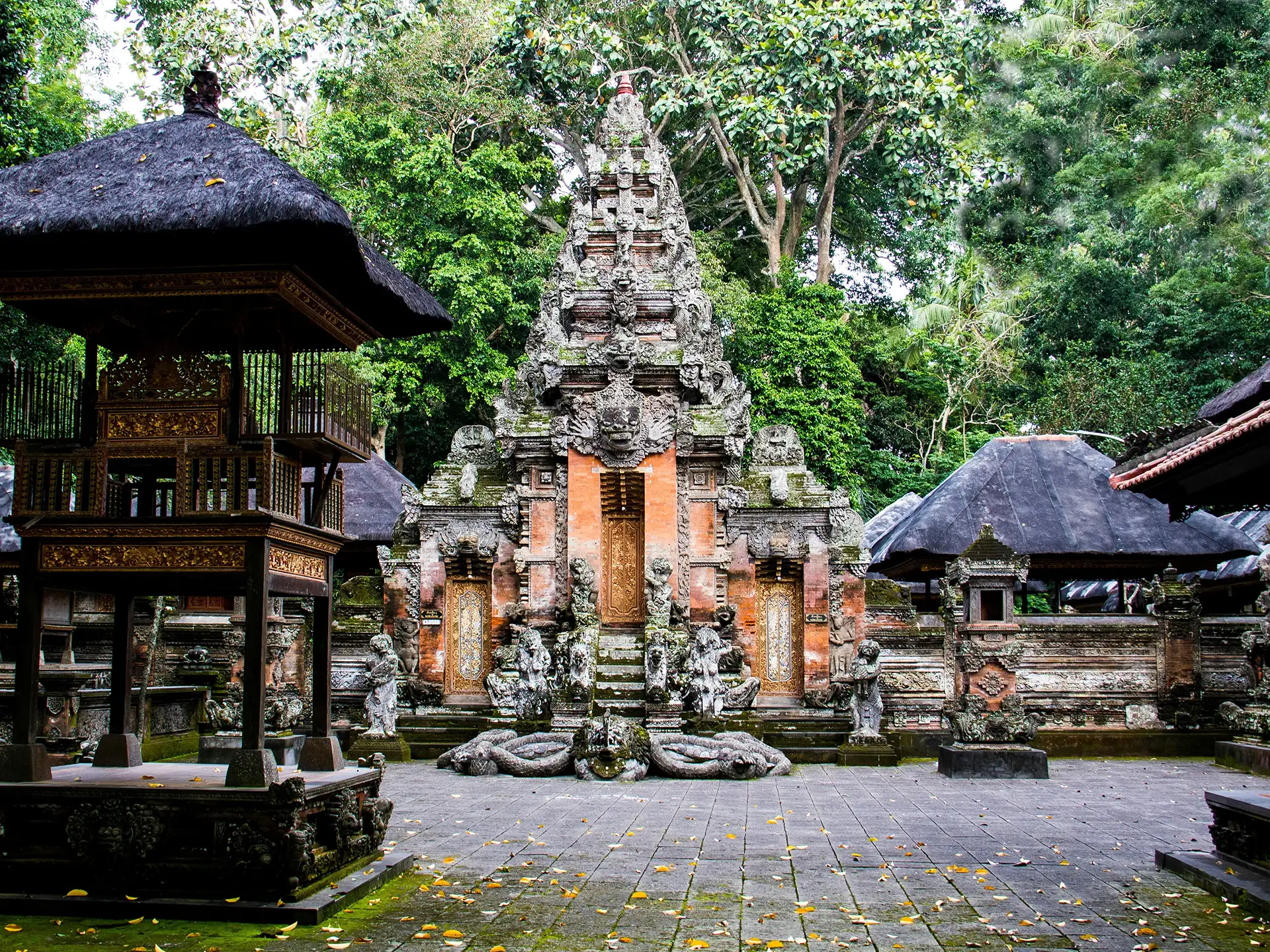 Batu Bolong
